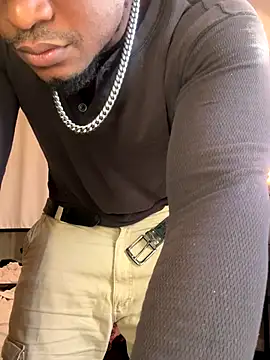 KeYBuMp323 online show from November 29, 2025, 3:26 pm