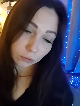  San Sara  online show from December 18, 2025, 5:57 am