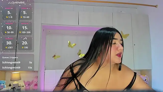 LilyWhitney online show from January 9, 2026, 4:04 am