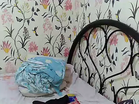 Snapshot of Fantasy_Hugetits31 chatting on June 15, 2026, 3:14 pm Fantasy Hugetits31 online show from June 15, 2026, 3:14 pm