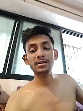 Snapshot of yung_cplz chatting on December 22, 2025, 5:59 am yung cplz online show from December 22, 2025, 5:59 am