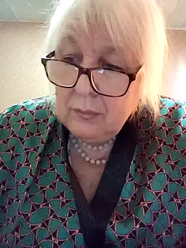 Alexia64231 online show from October 29, 2025, 7:43 am