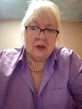 Alexia64231 online show from October 31, 2025, 3:18 am