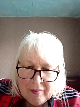 Alexia64231 online show from February 5, 2026, 1:16 pm