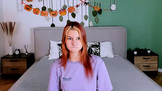 NightOpal online show from November 1, 2025, 4:20 pm