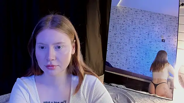 Lillie Berry online show from October 9, 2025, 4:54 am