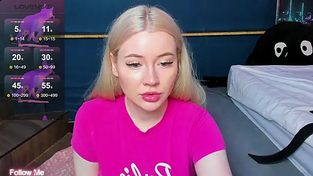 Lillie Berry online show from March 29, 2026, 4:23 am