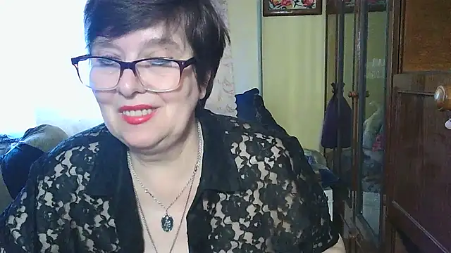 VeronicaGold511 online show from April 5, 2026, 7:27 am