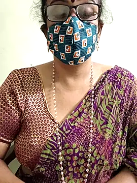 sweet-lotus online show from October 7, 2025, 6:10 am