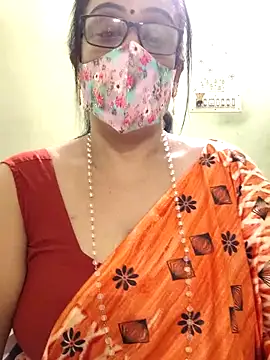 sweet-lotus online show from April 20, 2026, 5:21 am