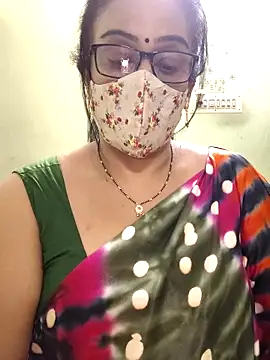 sweet-lotus online show from April 22, 2026, 4:59 am