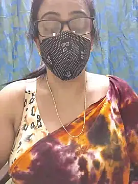 Snapshot of sweet-lotus chatting on May 18, 2026, 6:47 pm sweet-lotus online show from May 18, 2026, 6:47 pm
