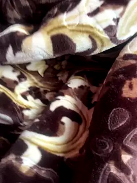 jucydick010887 online show from December 22, 2025, 6:32 am