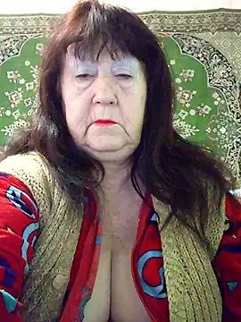 CrystalLime6411 online show from January 17, 2026, 5:12 am