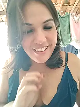 Bellapotencia1985 online show from September 24, 2025, 10:29 am