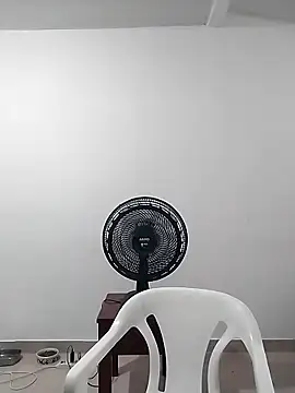 Bellapotencia1985 online show from March 21, 2026, 9:58 am