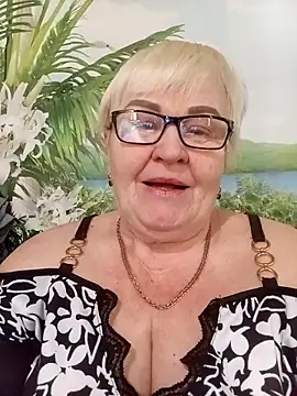 VioletSweet5566 online show from February 3, 2026, 8:30 am