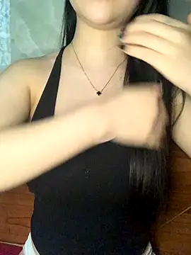 Snapshot of Lyly11 chatting on November 8, 2025, 7:30 am Lyly11 online show from November 8, 2025, 7:30 am