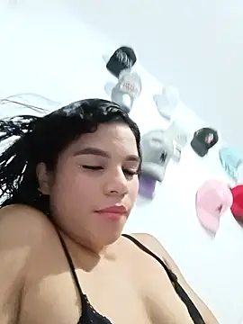 Little-Pussy-Sweet online show from September 28, 2025, 3:34 am