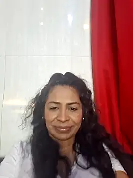 Snapshot of floresblancas chatting on October 2, 2025, 12:23 pm floresblancas online show from October 2, 2025, 12:23 pm