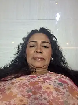 Snapshot of floresblancas chatting on October 18, 2025, 12:06 pm floresblancas online show from October 18, 2025, 12:06 pm