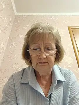 Snapshot of AlikaSwan5821 chatting on May 29, 2026, 1:42 pm AlikaSwan5821 online show from May 29, 2026, 1:42 pm