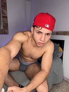 max valiant1 online show from October 26, 2025, 1:33 am