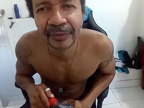 moreno25centimetro online show from October 25, 2025, 6:13 pm