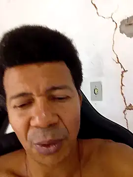 Snapshot of moreno25centimetro chatting on February 7, 2026, 1:48 pm moreno25centimetro online show from February 7, 2026, 1:48 pm