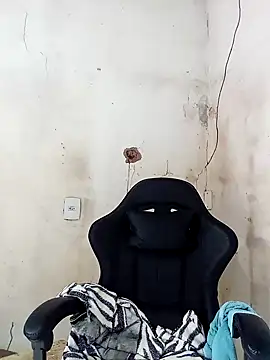 Snapshot of moreno25centimetro chatting on February 28, 2026, 1:56 pm moreno25centimetro online show from February 28, 2026, 1:56 pm