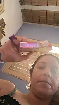 bibi perigoBr online show from October 2, 2025, 12:34 pm