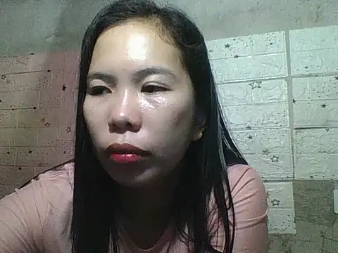 pinaysinglemommm online show from October 8, 2025, 9:12 pm