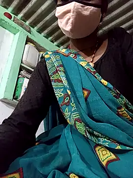 MISS LOVE 001 online show from October 10, 2025, 5:12 pm