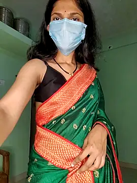 Shivani2002 online show from February 14, 2026, 4:59 pm