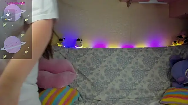 Alice next door online show from November 13, 2025, 8:57 am