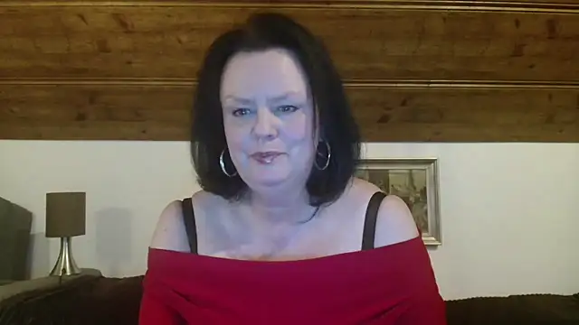 TiffanyMature online show from September 25, 2025, 8:23 pm