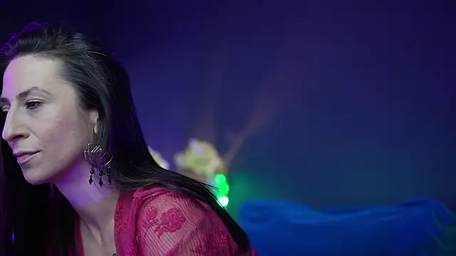 RubyRosa online show from November 3, 2025, 11:04 pm