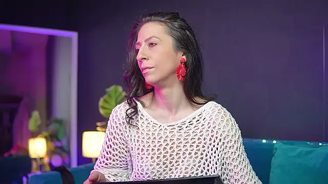 RubyRosa online show from March 17, 2026, 12:15 am