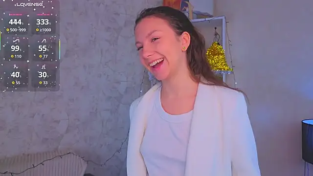 GiseleLamos online show from December 17, 2025, 3:34 am