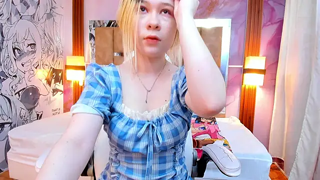 Melody Lolii online show from September 17, 2025, 5:58 pm