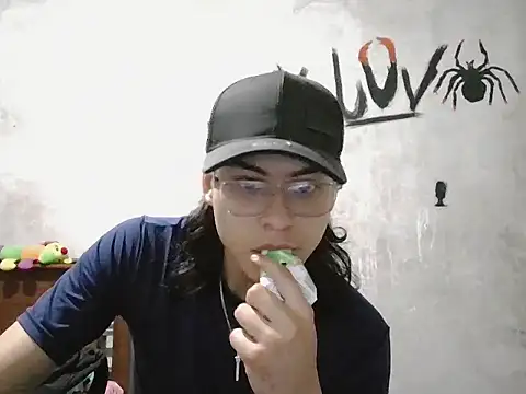 dirty model online show from April 10, 2026, 4:39 am