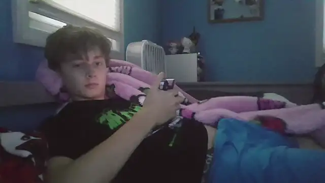 Snapshot of Liam_axel35 chatting on September 26, 2025, 10:47 pm Liam axel35 online show from September 26, 2025, 10:47 pm