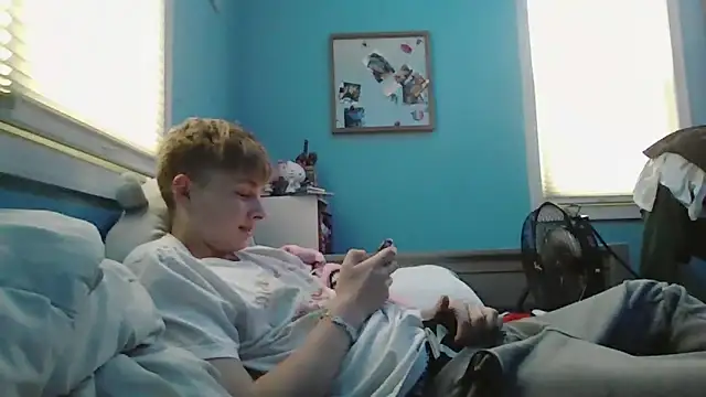 Liam axel35 online show from November 29, 2025, 7:17 pm