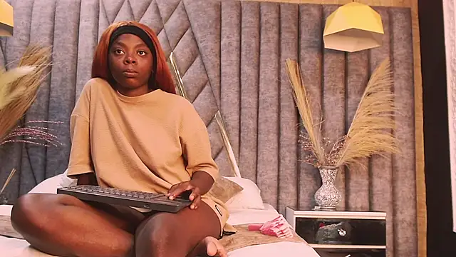 OliviaGarciaa online show from September 20, 2025, 4:02 am