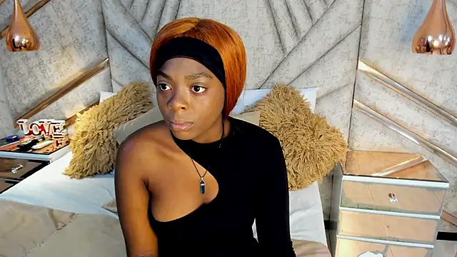 OliviaGarciaa online show from October 5, 2025, 7:01 pm