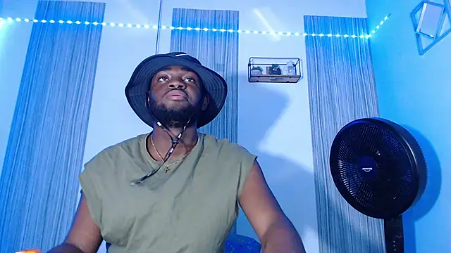 eebony stallion online show from February 13, 2026, 11:34 pm