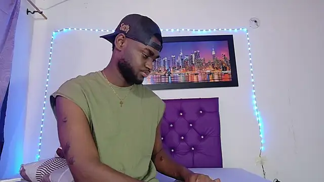 Snapshot of eebony_stallion chatting on April 30, 2026, 7:53 pm eebony stallion online show from April 30, 2026, 7:53 pm