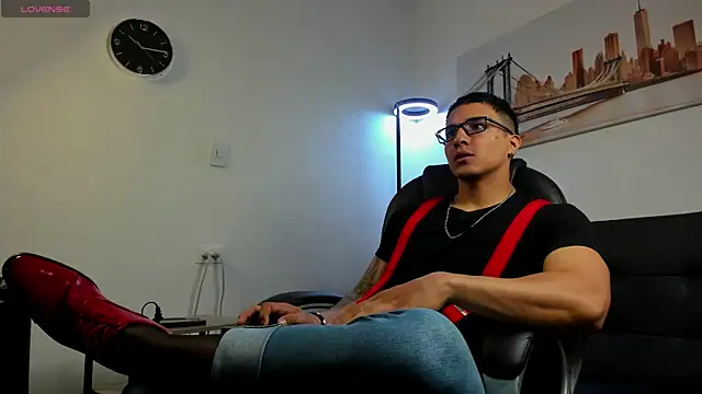 Dash Bukoski online show from December 20, 2025, 2:57 pm