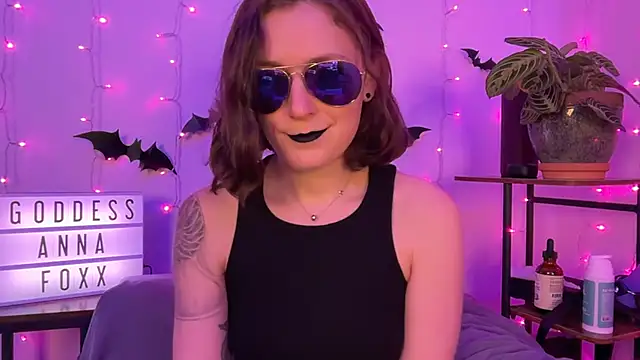 mistressannafoxx online show from November 23, 2025, 12:10 am