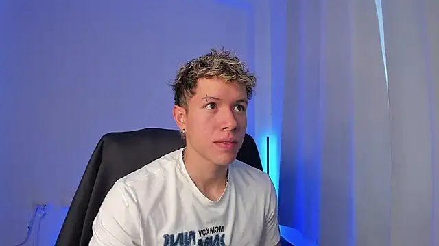 nathan blake online show from December 21, 2025, 8:16 pm